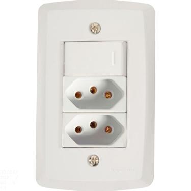 Imagem de Conjunto 4x2 com 1 Interruptor Simples 10 A 250 V e 2 Tomadas 2P+T 10 A 250 V Tramontina Lux2 Branco Tramontina