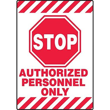 Imagem de Accuform Placa adesiva de vinil PSR680 Slip-Gard estilo tapete, legenda "Stop - Authorized Personnel ONLY", 50,8 cm de comprimento x 35,5 cm de largura, vermelho sobre branco