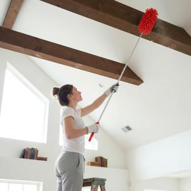 Imagem de Espanador de penas extensível removedor de poeira telescópico para móveis de carro de escritório doméstico ferramenta multiuso de limpeza de teto alto (vermelho, cabeça longa)