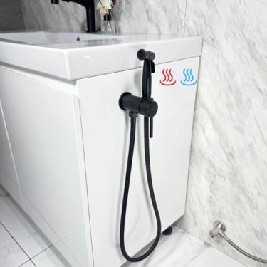 Imagem de Pulverizador portátil de bidê para vaso sanitário com água quente montado na vaidade do banheiro, pulverizador de bidê quente e frio de aço inoxidável com válvula de mistura de latão para higiene