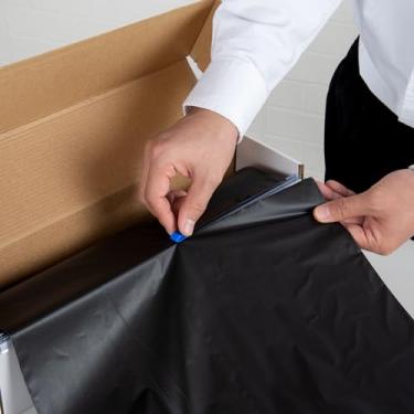 Imagem de Restaurantware - Rolos de cobertura de mesa de festa Table Tek de 2,5 m x 137 cm, 10 rolos de capa à prova d'água – Descartáveis, sem rugas, toalha de mesa retangular de plástico preto, cortador