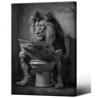 Imagem de Leão selvagem no vaso sanitário ler jornais arte pôster preto e branco animal selvagem arte de parede sala de impressão decoração de banheiro estética 30,5 x 45,7 cm sem moldura