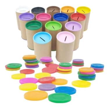 Imagem de Conjunto 6 Cofres 6x10cm + 60 Moedas de Mentira Brinquedo Educativo Kit Prendas Lembrancinhas Mimos Moedinhas (Coloridos)