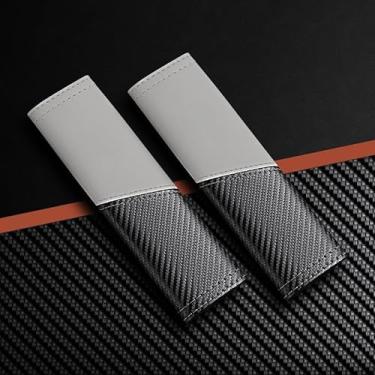 Imagem de 2 pacotes capa de cinto de segurança almofada capas de cinto de segurança capa de ombro de carro couro equipado com fibra de carbono confortável espesso resistente ao desgaste durável adequado para
