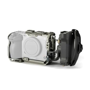 Imagem de Tilta Gaiola de câmera compatível com Sony FX3/FX30 V2 | Trilho NATO de placa superior, Cold Shoe, 1/4""-20 e 3/8""-16 | Design de parafuso borboleta | Alça lateral esquerda | TA-T16-B-TG (cinza