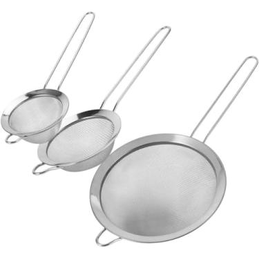 Imagem de Kit Conjunto 3 Peneiras Coador Inox Forte Para Cozinha P, M E G Resistentes a Temperaturas e de Fácil Manuseio-IT