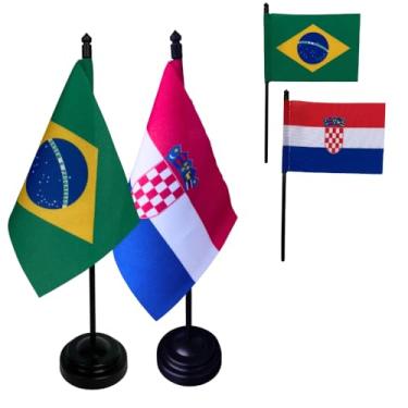 Imagem de Kit Bandeiras de Mesa Brasil e Croácia, Base e Haste em Plástico Preto, Tecido Oxford, Uma Face