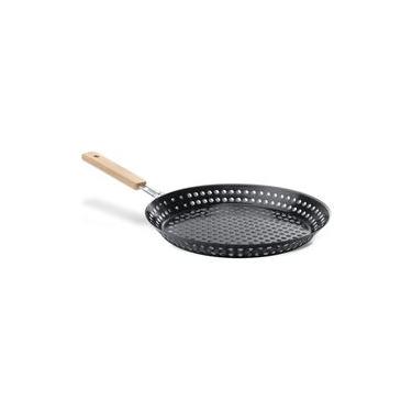 Imagem de Grelha Brinox preta para Carnes e Vegetais - 30,5 cm em aço carbono para altas temperaturas do seu churrasco com cabo dobrável Preto