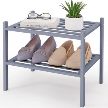 Imagem de Smiry Sapateira de bambu pequena de 2 camadas, organizador de sapatos empilhável de madeira para entrada e armário, prateleira de armazenamento de sapatos de madeira independente para porta da frente