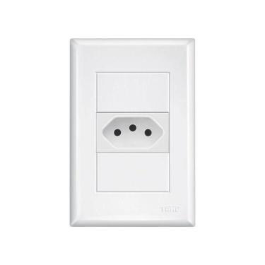 Imagem de Tomada Fame Evidence 2p+t 10a Com Placa 4x2 Branco - FAME BRASIL