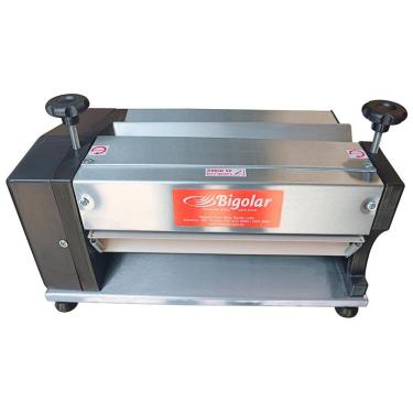 Imagem de Cilindro Sovador de Massas 25cm Inox 1-4CV Bivolt para Paes e Pizzas Uso Profissional Inox Bigolar