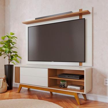 Imagem de Rack com Painel para Tv 70 Polegadas Otawa e Leme Porta Deslizante Ripado Artesanal Pés Madeira Off White Matte / Freijó