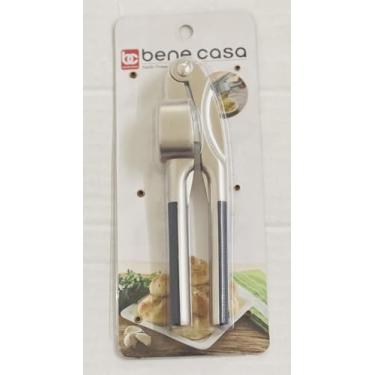 Imagem de Espremedor de alho fino Bene Casa 12,7 cm x 2,5 cm x 21,5 cm com acabamento em níquel