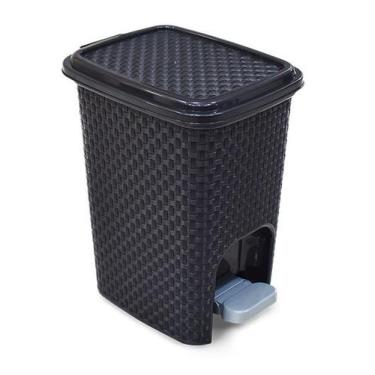 Imagem de Lixeira 7 Litros Rattan Preta Com Pedal Montada 25738 Arqplast, Preto