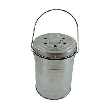 Imagem de IEUDNS Lixeira de metal para áreas externas, balde de lixo de ferro, composteira, lixeira com tampa, cesto de lixo para gramado, cozinha, quintal, casa e