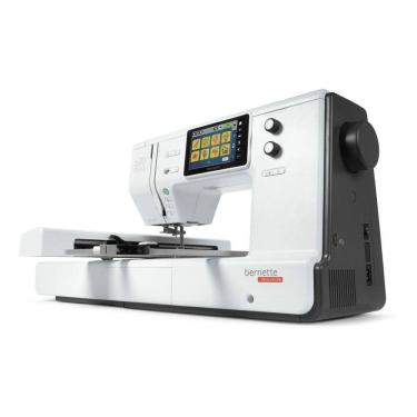 Imagem de Máquina De Bordar Bernina Bernette Deco B70