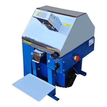 Imagem de Moenda De Cana B-722 Rolo De Inox Maqtron Turbo Com Motor 110V