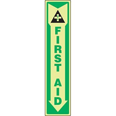 Imagem de Accuform MLFS510GF Lumi-Glow Flex Placa de segurança adesiva, legenda "First AID (Arrow Down)" com gráfico, 45 cm de comprimento x 10 cm de largura x 0 cm de espessura, verde/preto em brilho