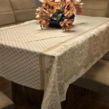 Imagem de Toalha de Mesa de Linhão Elegante e Durável - 4 6 ou 8 Lugares Tecido Sofisticado e Resistente (Arabesco Dourado,4 Lugares)