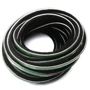 Imagem de Escova fita vedação 5x5 preto rolo c/50 mts adesiva janela porta alumi