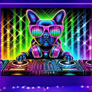 Imagem de BlissYard Tapeçaria Dog Blacklight DJ 198 x 149 cm Tapeçaria Bulldog Reativa UV Luz Negra Música Brilhante no Escuro Pôster Hippie Parede UV para Quarto Decoração Sala de Estar Arte Cenário de Sala