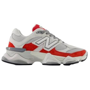 Imagem de New Balance 9060 - Masculino (Cogumelo Escuro/Preto/Cinza), Reflexo vermelho e branco, 42