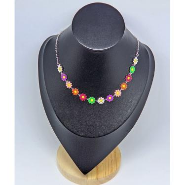 Imagem de Colar Choker Feminino Margarida flor girassol colorido Branca folheado a Prata Inspiração Verão acessórios Moda