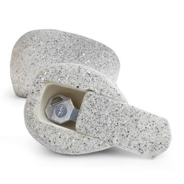 Imagem de Meejune Esconda uma chave do lado de fora em pedra falsa, porta-chaves sobressalente para jardim e quintal, armazenamento oculto de pedra falsa para segurança - branco