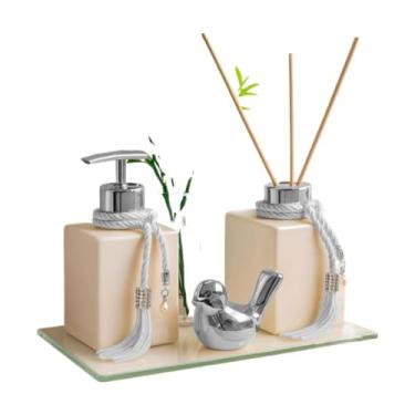Imagem de Kit Lavabo Luxo em Vidro Branco 250ml – Difusor Aromatizador e Saboneteira com Bandeja Espelhada e Acessórios(Prata)