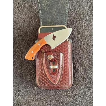 Imagem de Faca Campeira Skinner Muladeira Artesanal 15cm com Lâmina Inox 8cm, Cabo Madeira Muirapiranga ou Resina + Bainha para Celular – Versátil para Churrasco, Campo, Uso Rural e Dia a Dia