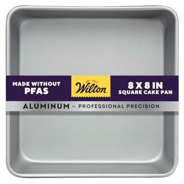 Imagem de Wilton Forma de bolo quadrada de alumínio, utensílios de cozinha para brownies e barras, durável, aquecimento uniforme, resistente à ferrugem, qualidade profissional, 20 x 20 x 5 cm, a embalagem pode