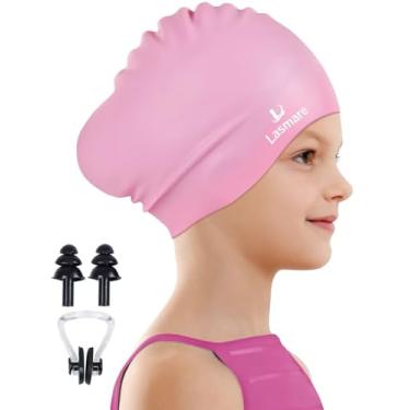 Imagem de Touca de natação infantil de cabelo longo para meninas e meninos, touca de natação de silicone de 3 tamanhos para crianças de 1 a 15 anos, chapéus de natação à prova d'água com protetores de ouvido e clipe de nariz para manter o cabelo seco (idade 3-8/rosa)