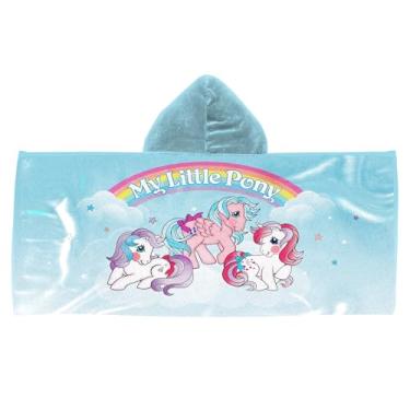 Imagem de Northwest My Little Pony Classic Ponies Youth com capuz toalha de banho, piscina ou praia, poncho de natação, saída de praia absorvente de secagem rápida, para meninos e meninas, 56 x 129 cm