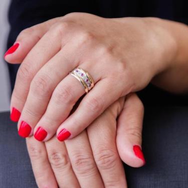 Imagem de Anel de Prata 925 Feminino com Pedras vermelhas Detalhes em Ouro Desig