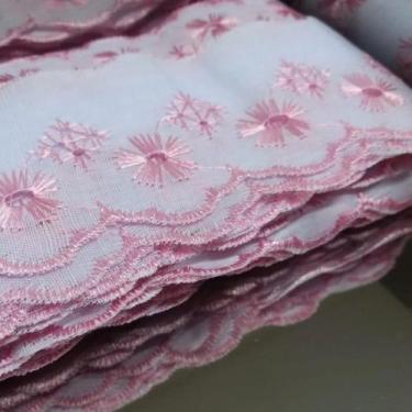 Imagem de Bordado ingles - peça c/3 metros e 5cm de largura, BRANCO E ROSA BEBE