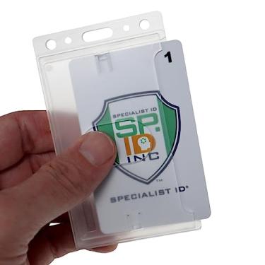Imagem de Porta-crachá resistente transparente com orifício para polegar da Specialist ID, Clear / Frosted 1 Pack