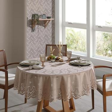 Imagem de Toalha de Mesa Redonda Clássica Arabesco 1,80 m para 6 Lugares, Estampa Elegante Europeia, Ótimo Caimento, Fácil de Lavar, Durável e Ideal para Decoração – DESERT