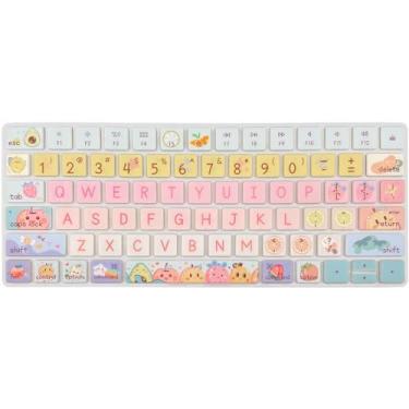 Imagem de WSLUCKO Capa de teclado para Apple Magic Keyboard 2 (MLA22LL/ A A1644), película protetora de silicone com design de letras grandes, layout dos EUA, frutas fofas