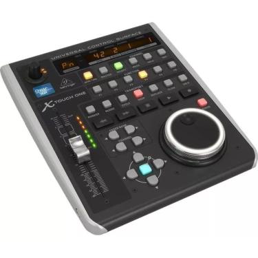 Imagem de 2X Behringer X-Touch One Controlador Para Daw 34 Botões