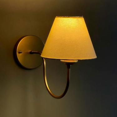 Imagem de Arandela de Parede Curvada Clássica Dourada Com Cúpula branca Para Decoração de Sala, Corredor, Quarto, Cama, Cabeceira, lavabo