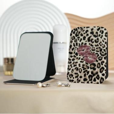 Imagem de Espelho de maquiagem portátil com estampa de leopardo estilo milenar, mini espelho de maquiagem portátil dobrável, espelho de contorno quadrado portátil com flip vertical, adequado para todos em