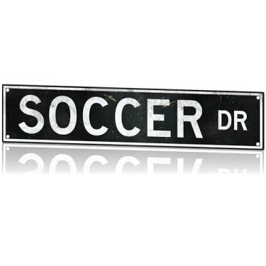 Imagem de Cryptid Artwork Placa De Metal Soccer Drive 18X4" - Rua Vintage Alumínio Em Relevo, Arte Parede Esportiva Retrô Para Casa, Garagem, Quarto Infantil Ou Decoração Caverna Masculina, Presentes