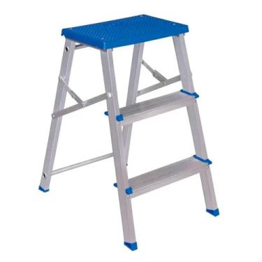 Imagem de Escada Pequena, Escada Banqueta de Alumínio 3 Degraus, Esta Escada de Alumínio é Dobrável