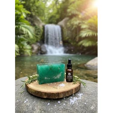 Imagem de Sabonete de Sal Grosso e Alecrim - Limpeza Energética e renovação física, revitaliza a pele e a mente, aumentando a clareza e a vitalidade. 100 Gramas