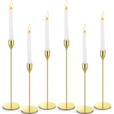 Imagem de Dandat 2 conjuntos/6 peças de castiçais de metal dourado de Natal com pilar de latão vintage suportes de castiçal altos com etiquetas de papel frutas e pinhas Peça central de Natal para lareira de