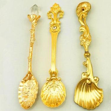 Imagem de Conjunto de utensílios de mesa com 3 peças vintage de folhas de palácio com acabamento dourado para degustação de geleia de sobremesa