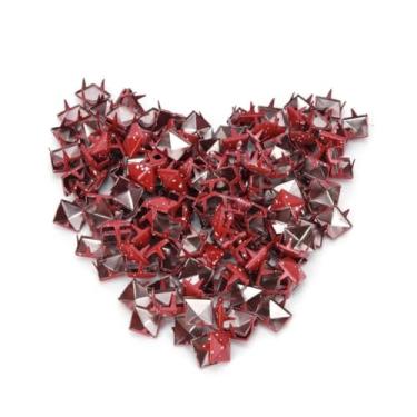 Imagem de RiToEasysports DIY Sapatos Sacos Chapéus Acessórios de Decoração Rebites Quadrados Metal 9 Mm - 200pcs para Acessórios Artesanais de Couro Dote Vermelho] Fácil de Instalar para Quebra-ventos, Sapatos (Fundo vermelho com pontos brancos)