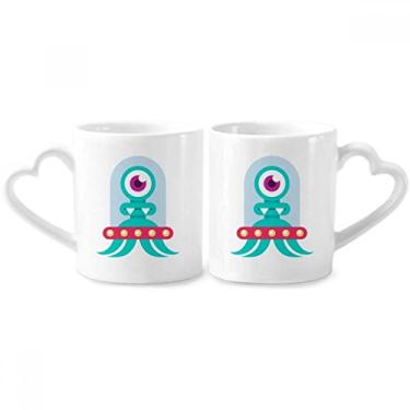 Imagem de Universe Alien Monster Cyclops Conjunto de canecas de porcelana para casais, copo de cerâmica para amantes, alça de coração