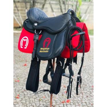 Imagem de Sela Australiana Gel Preta para Cavalgada com bordado  - Selaria Marça