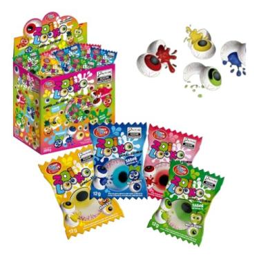 Imagem de Bala De Goma Zoi Loko - Bala Gelatina Em Formato de Olho Com Recheio - 4 sabores deliciosos: Morango, Abacaxi, Blueberry e Maçã Verde - Caixa com 24 unidades - Candy Mix halloween wandinha dia das bruxas